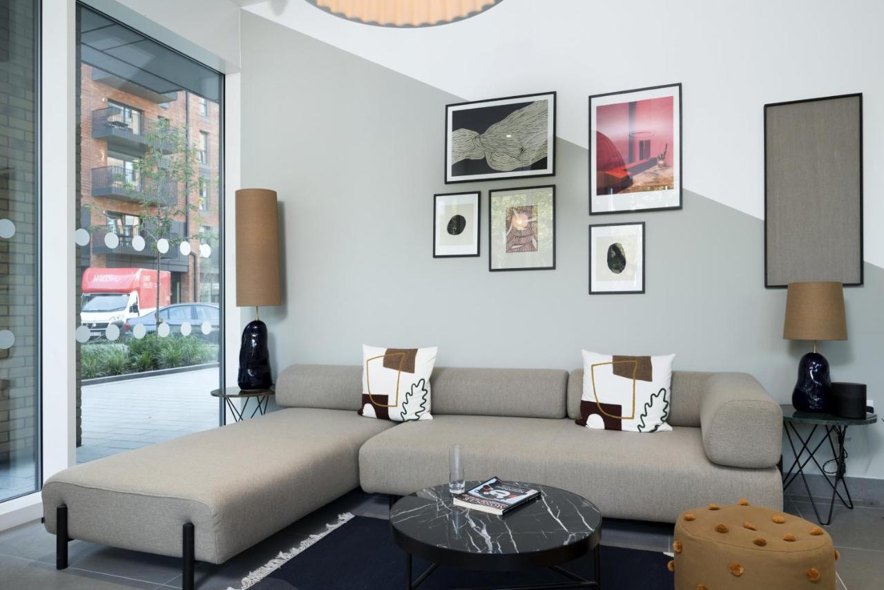 Modern Studios And Apartments At Barking Wharf In London Londres Exterior foto