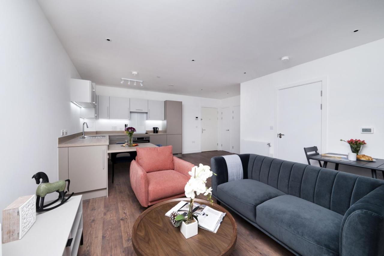 Modern Studios And Apartments At Barking Wharf In London Londres Exterior foto