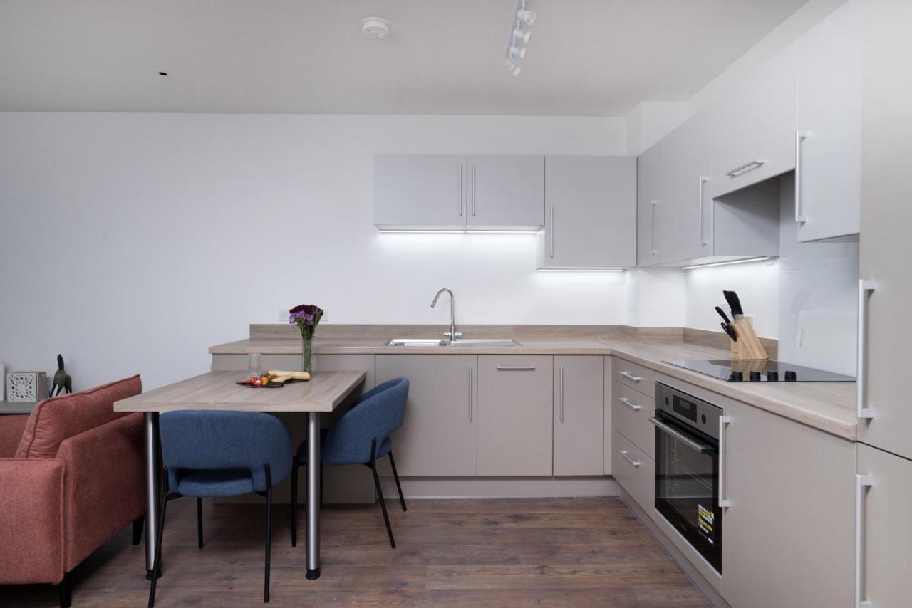 Modern Studios And Apartments At Barking Wharf In London Londres Exterior foto