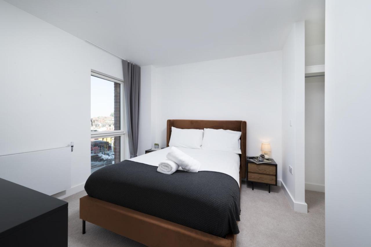 Modern Studios And Apartments At Barking Wharf In London Londres Exterior foto