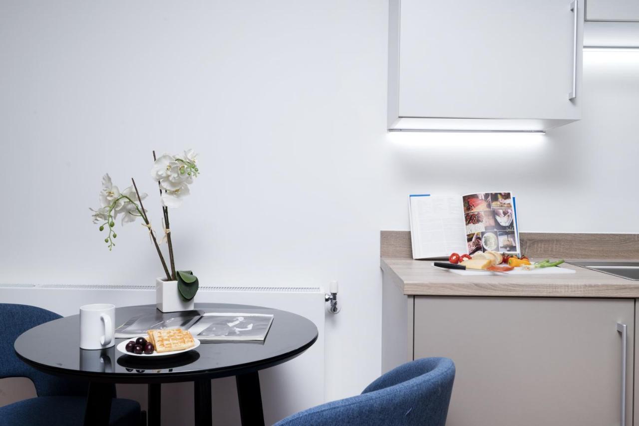Modern Studios And Apartments At Barking Wharf In London Londres Exterior foto
