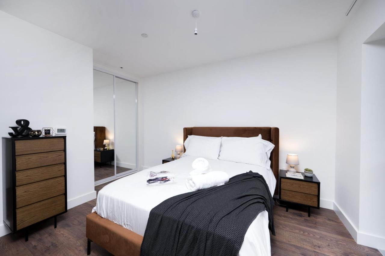 Modern Studios And Apartments At Barking Wharf In London Londres Exterior foto